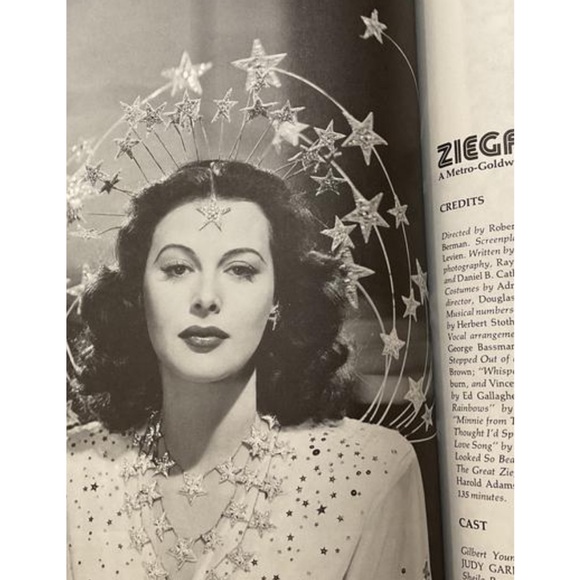 Hedy Celestial Tree Topper - Picture 6 of 11